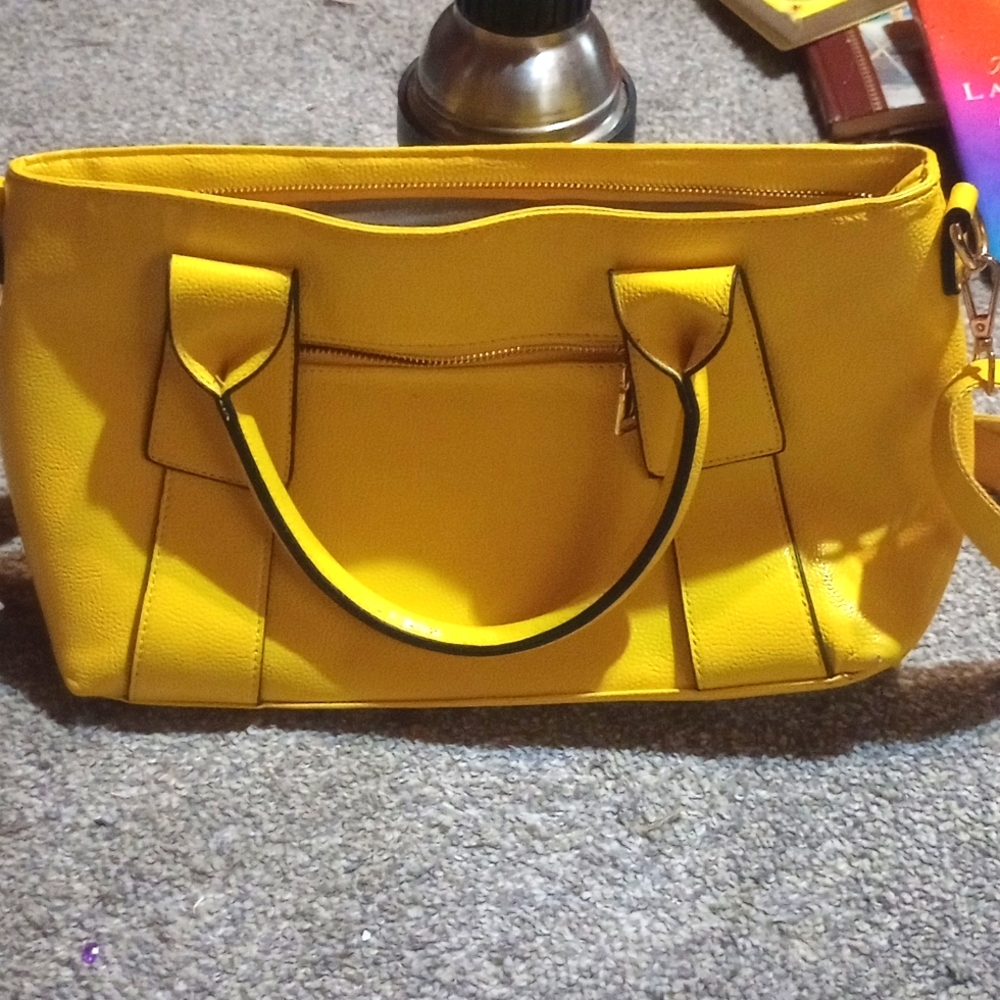 Brand new like yellow tote purse